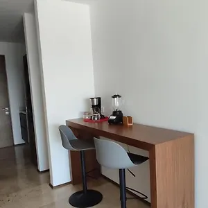 Menesse Mitdtown2 , Ave 25th Playa del Carmen